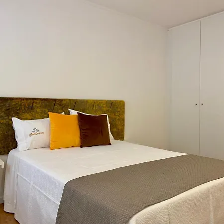 Distinto Apartment